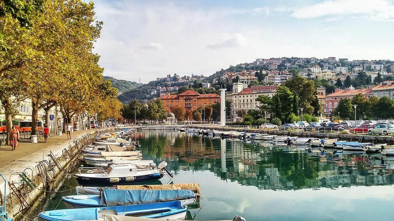 Apartment Sole Dorato Rijeka 0*,